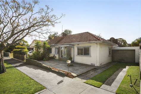 auction results today in melbourne|85 Dunstan Parade, Port Melbourne, Vic 3207 .
